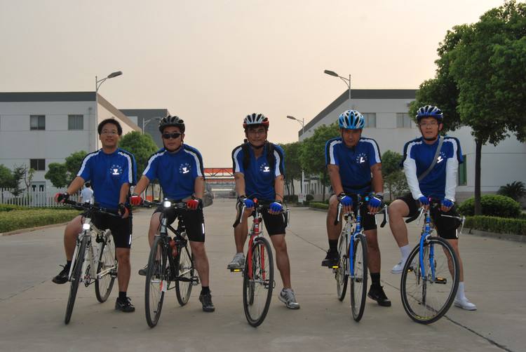 Biking into Shangri-la 9 Days Cycling Tour in Yunnan