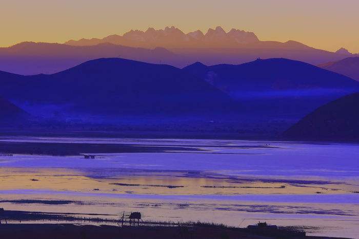 Biking into Shangri-la / 9 Days Cycling Tour in Yunnan