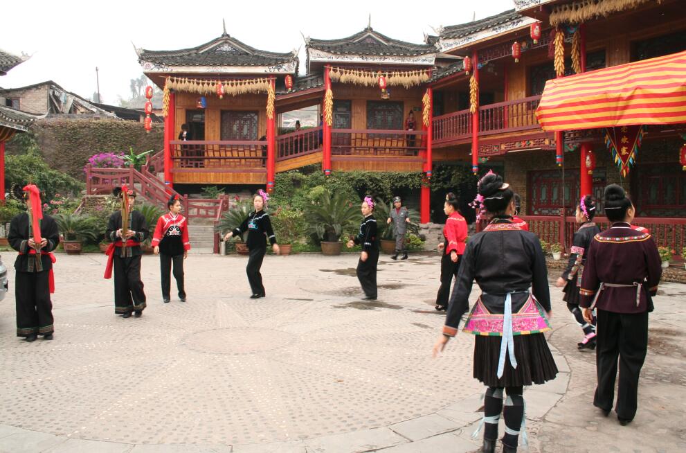 The Hidden Fairyland of China-Guizhou & Zhangjiajie