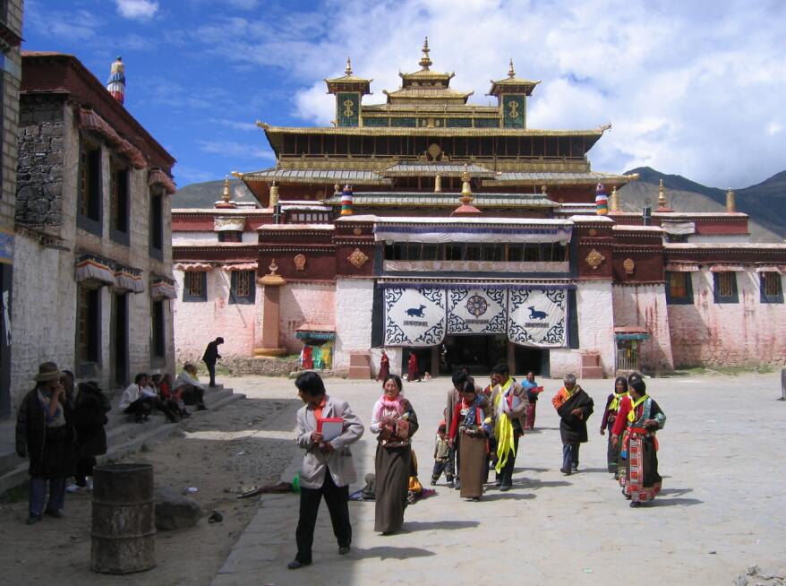 Trek around Lhasa
